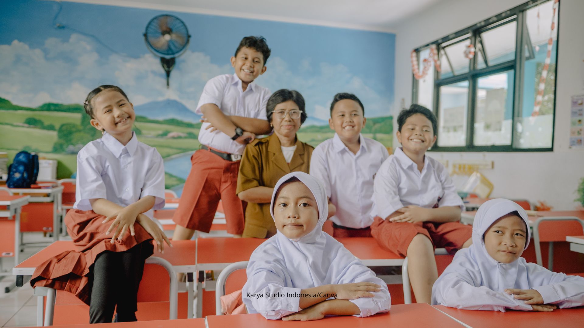 Hikmah: Menggapai Kebahagiaan dengan Bersyukur