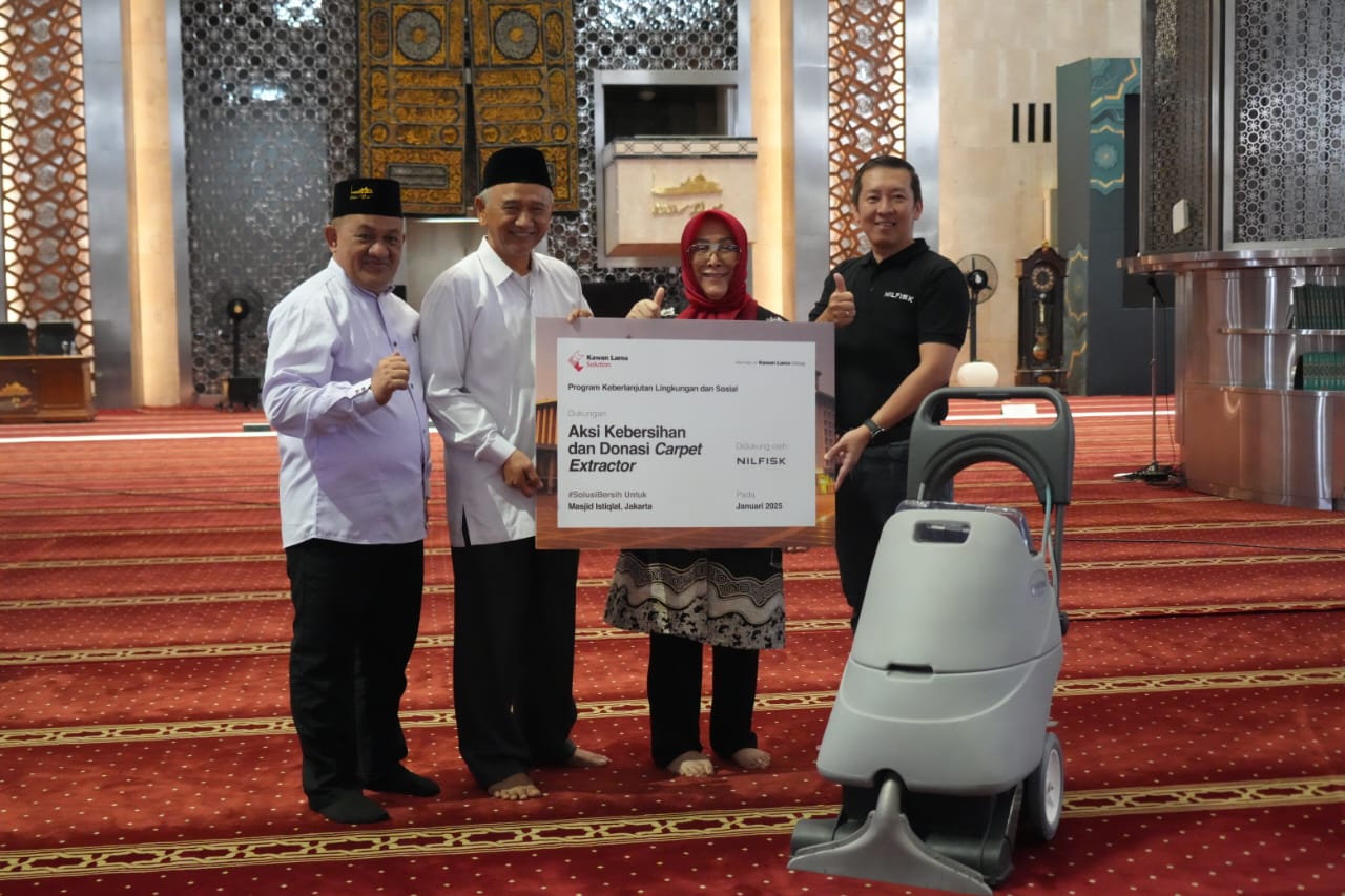 Program SolusiBersih, Masjid Istiqlal Terima Carpet Extractor Teknologi Unggulan Nilfisk