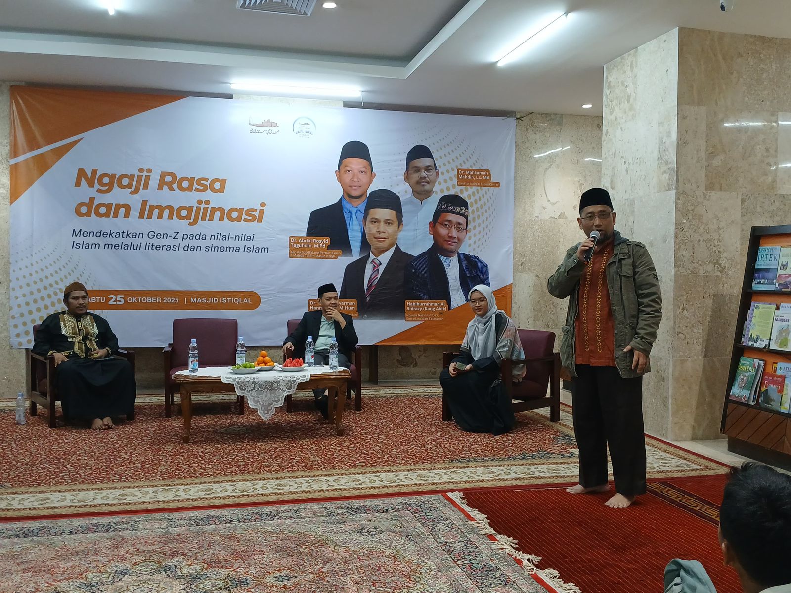 Talkshow Ngaji Rasa dan Imajinasi, Kang Abik Ajak Gen Z Hidupkan Literasi dan Sinema Islam