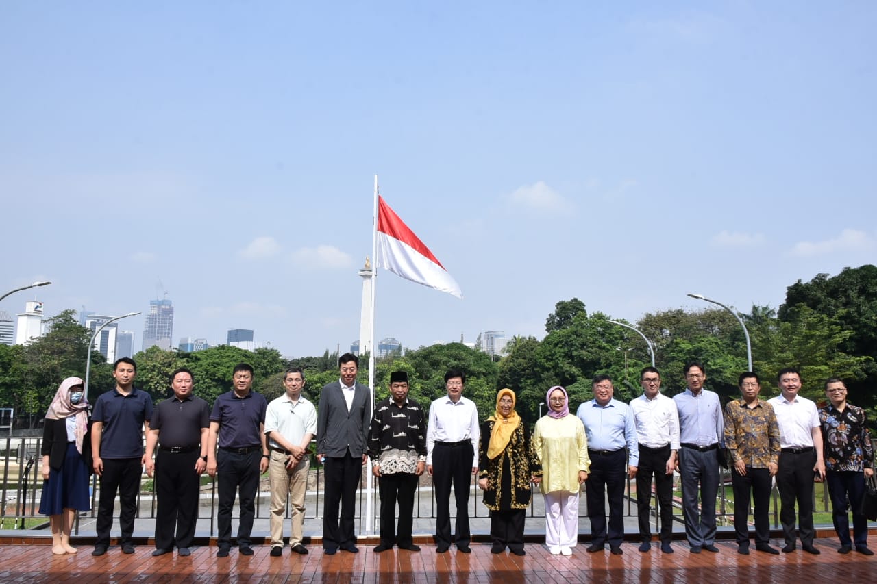 Kunjungan Ketua Federasi Industri dan Perdagangan Tiongkok di Masjid Istiqlal 