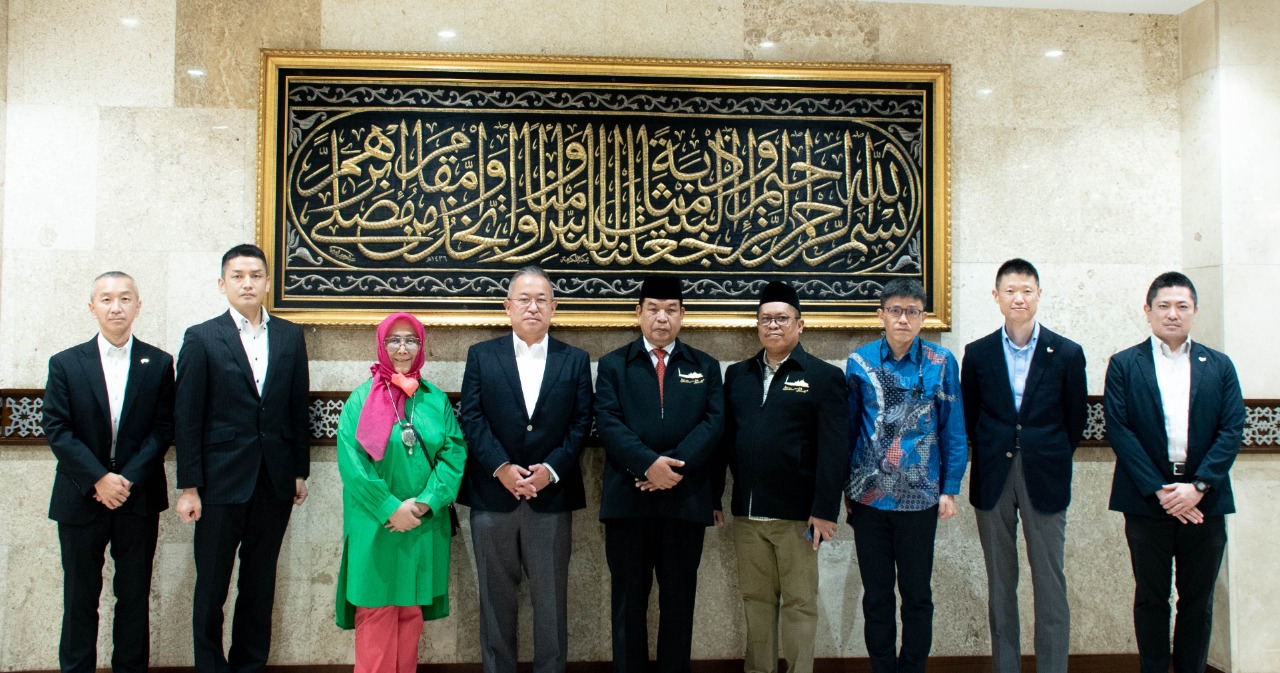 Kunjungan Kasad Jepang di Masjid Istiqlal 