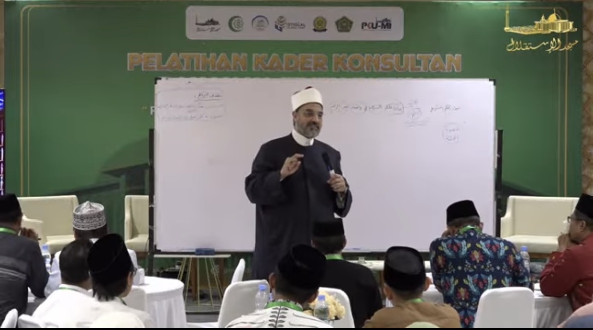 Latih Kader Konsultan Fatwa, Syekh Amr Wardani Paparkan Kompetensi Utama Seorang Mufti 