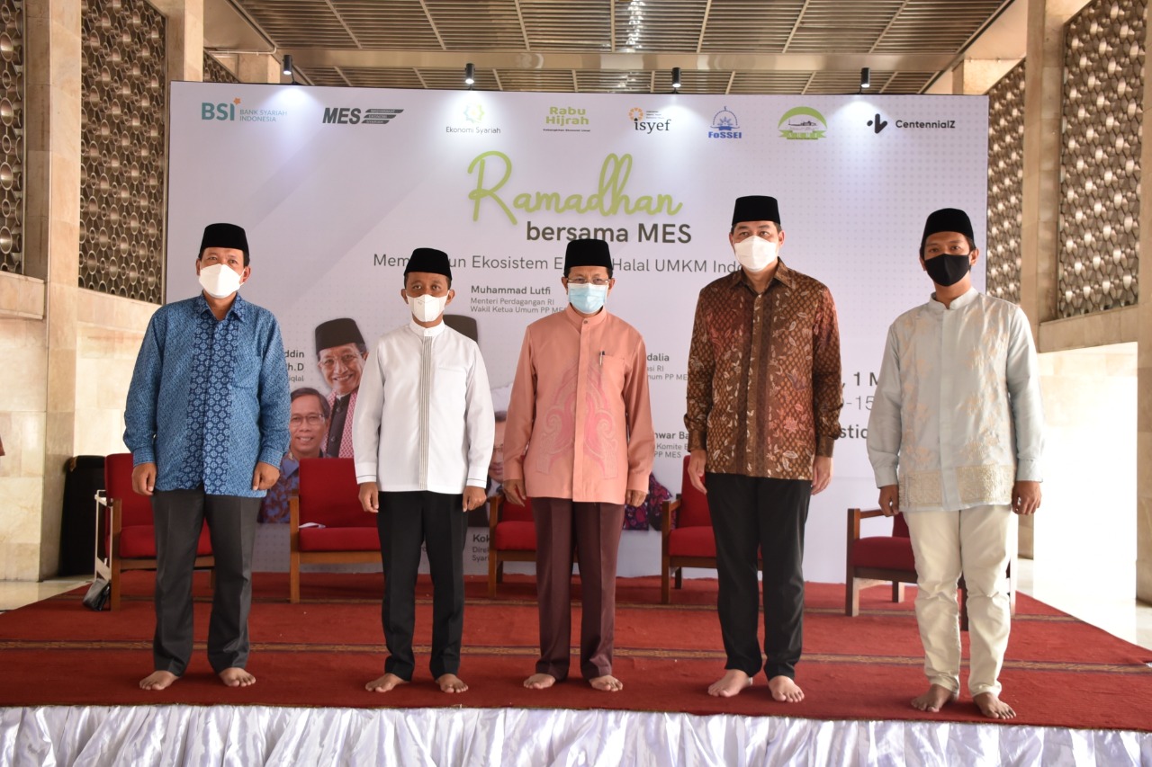 Imam Besar Istiqlal Beri Sambutan pada Ramadan Bersama MES