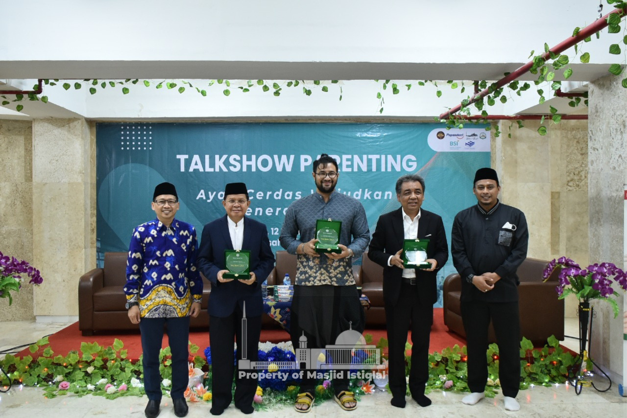 Talkshow Parenting MIJ, Ayahku Kepala Sekolah Terbaik dalam Tumbuh Kembangku