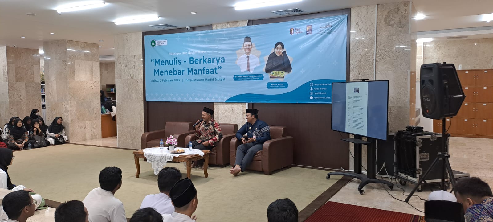 Bedah Buku Highly Unileky, Berikan Inspirasi Menulis, Berkarya dan Tebar Manfaat