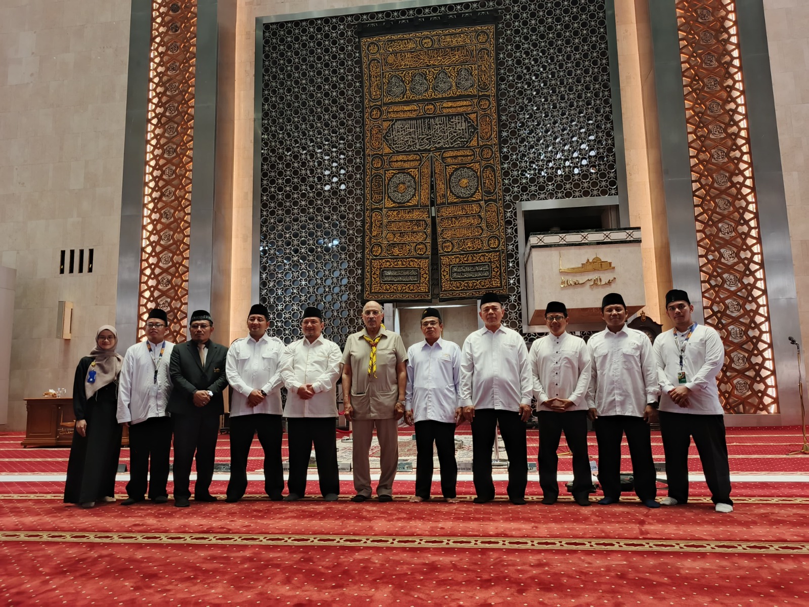 Kunjungan Sekjen WUISY di Masjid Istiqlal 