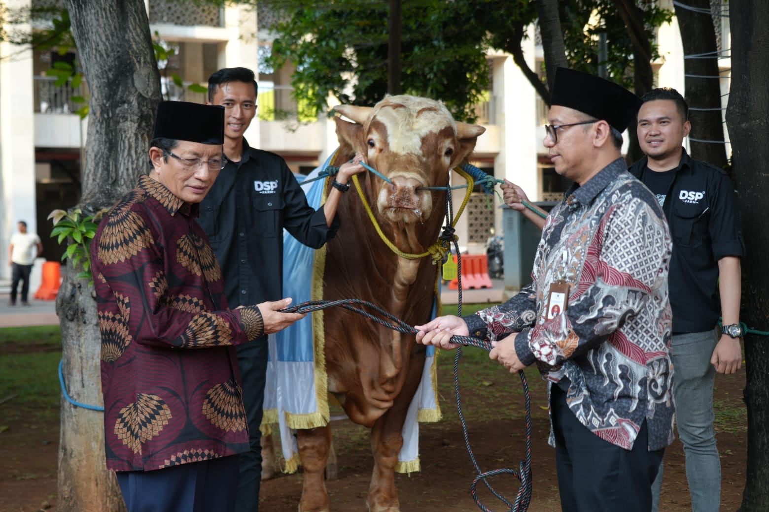 Sapi Presiden dan Wapres RI Tiba di Istiqlal 