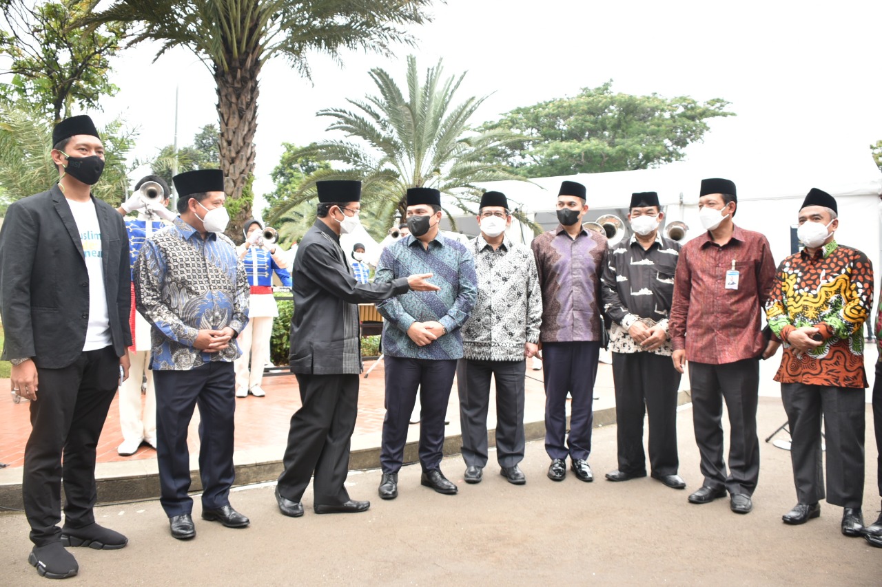 Sub Image 1