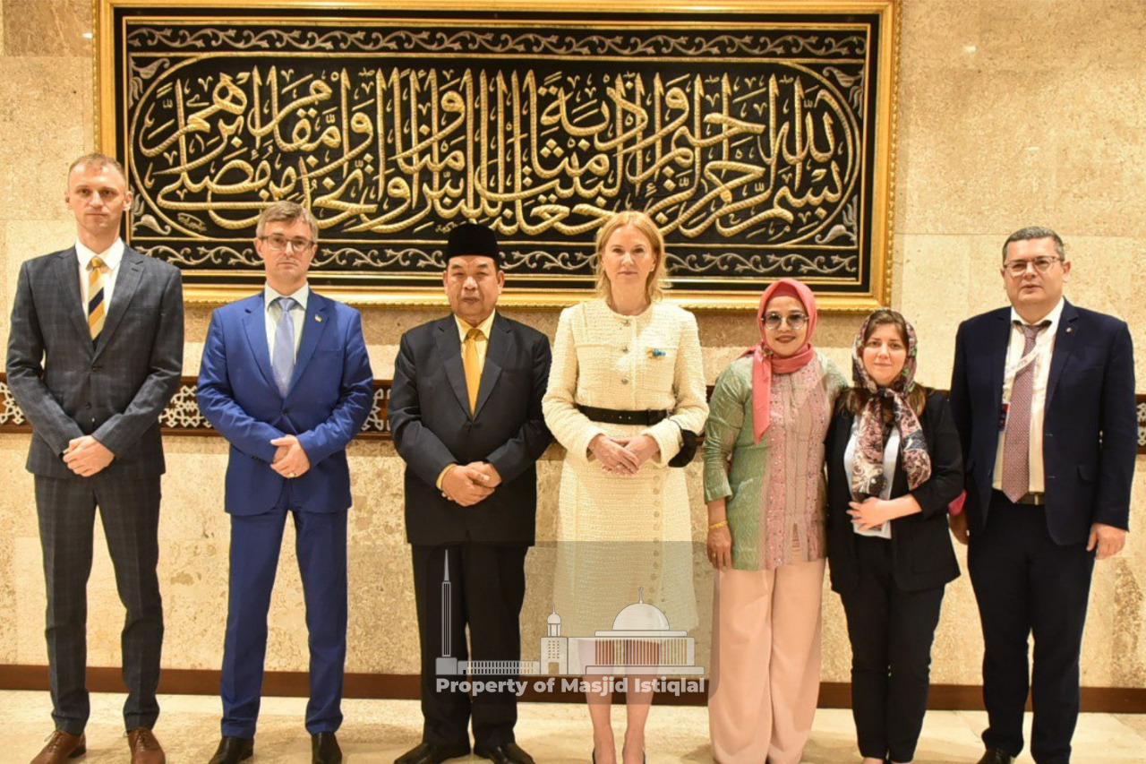 Kunjungan Chairman of the Verkhovna Rada of Ukraine di Masjid Istiqlal