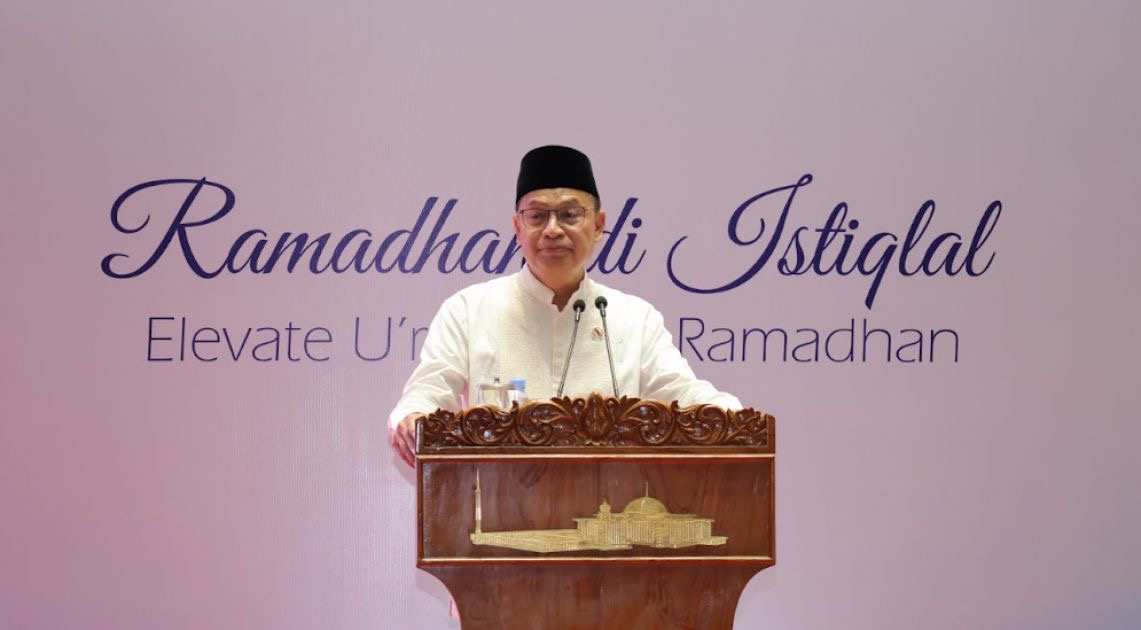 Mimbar Ramadhan: Keajaiban Sujud dalam Shalat Terhadap Kesehatan Otak 